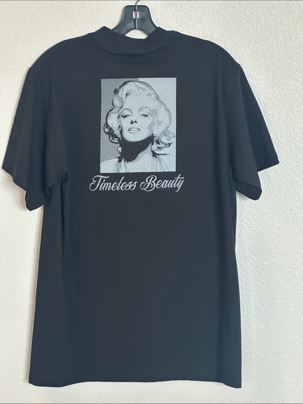 Marylin Monroe Unisex Graphic Tee - Picture 2 of 3